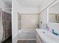 Chambres d'h&ocirc;tes &agrave; Sagone, la C&ocirc;te ouest, labellis&eacute;es G&icirc;tes de France : la salle de bains chambre Azur&eacute; Ajonc