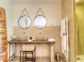 Chambres d'h&ocirc;tes &agrave; Favone, Corse-du-Sud, labellis&eacute;es G&icirc;tes de France : Suite Alimea, la salle d'eau ouverte sur la chambre